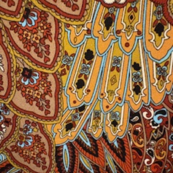 Printed Top - Size Small - Picture 6 of 8